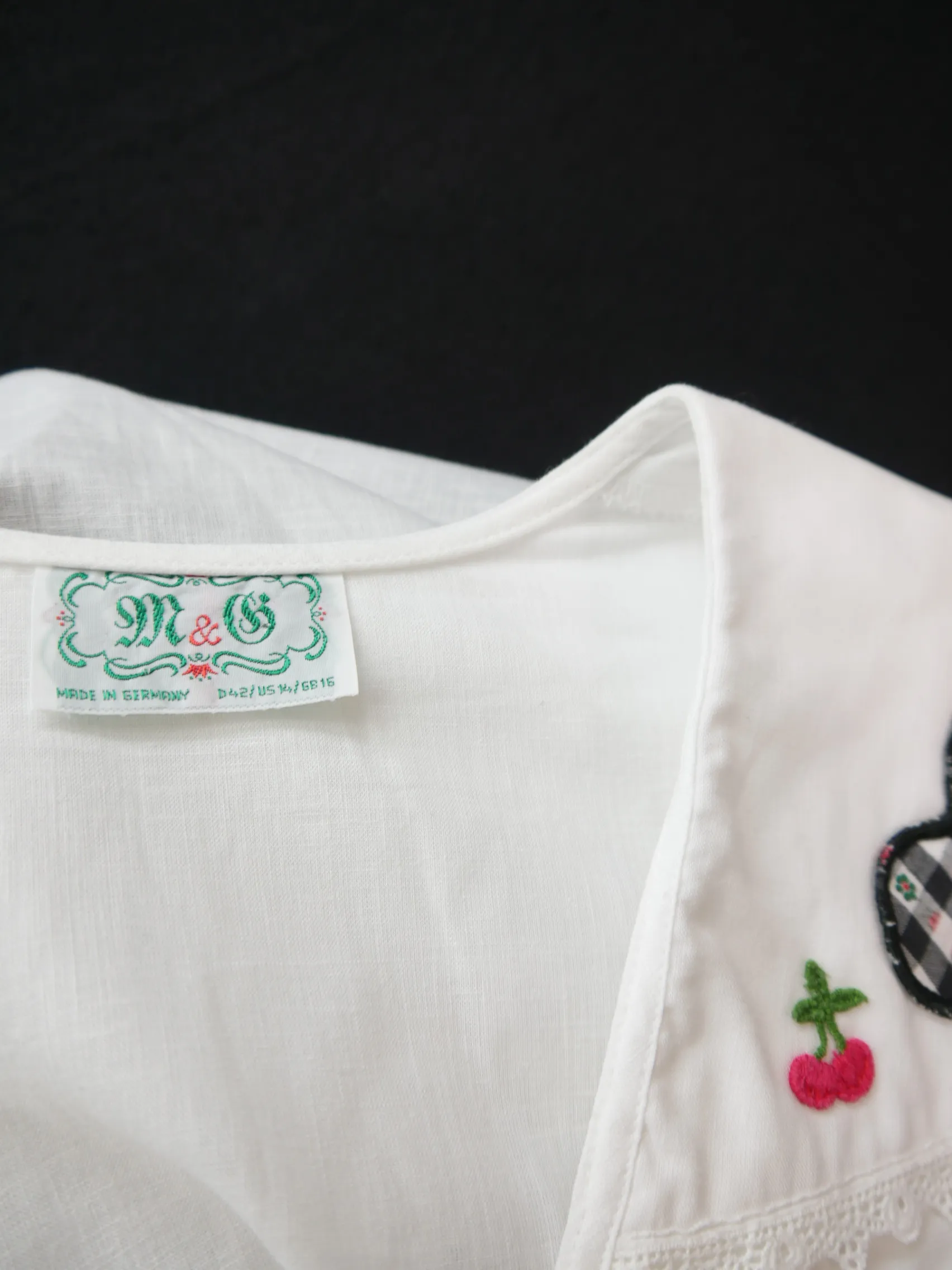 Gr.46 Trachtenbluse weiß Bluse M & G Baumwollmischung mit Stickerei TB6784