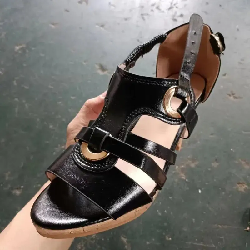 Heidi - Hochwertige Sandalen aus Kunstleder