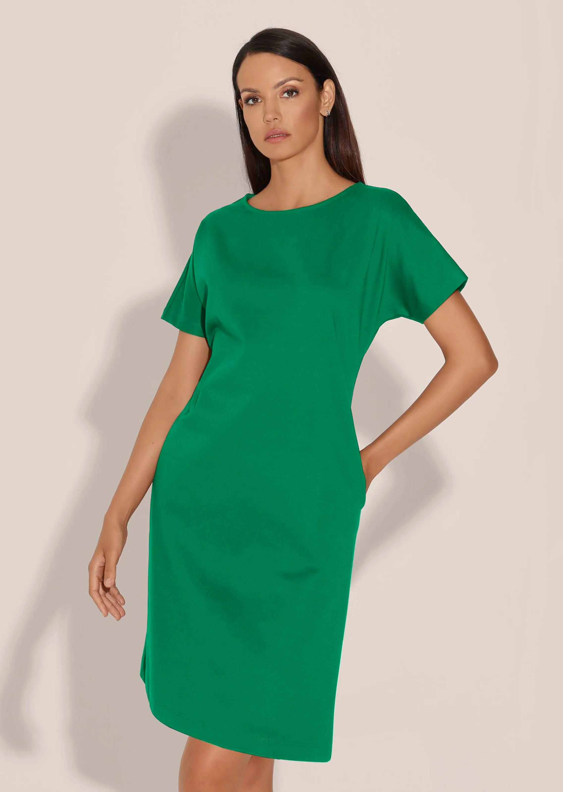Jerseykleid in angesagter H-Linie
