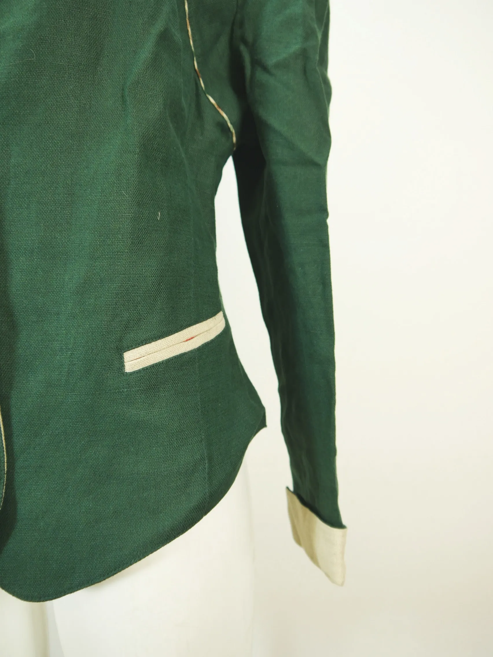 Perry grün mit Puffärmel außergewöhnliche Damen Leinen Trachtenjacke Gr.44